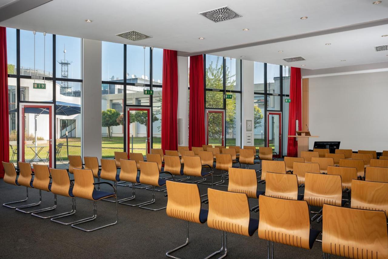 Greet Hotel Darmstadt - An Accor Hotel - Екстер'єр фото